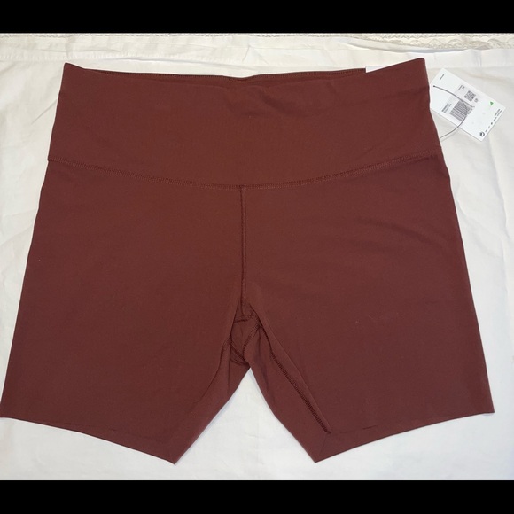 NWT-Nike Women Yoga Luxe Shorts Bronze Eclipse/Smokey Mauve - Picture 5 of 14